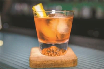 教你在家自制雞尾酒，四款雞尾酒配方，做法詳細(xì)，快做起來(lái)吧